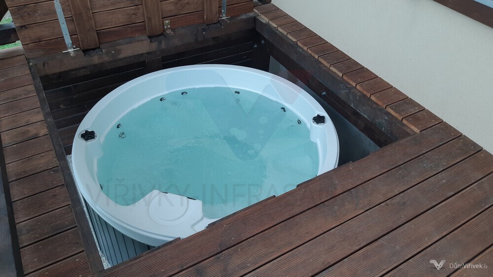 Vířivka Passion Spas M...